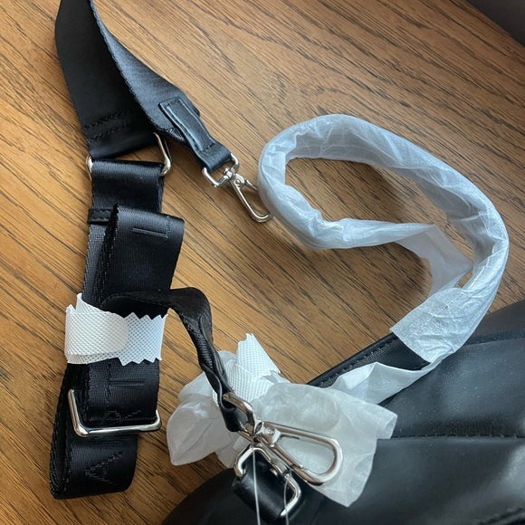 NWT Lambert Andy black quilted vegan leather 3 in 1 bag - Picture 12 of 14